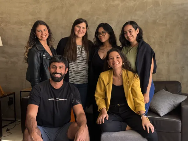 WiseVAs recruiting team